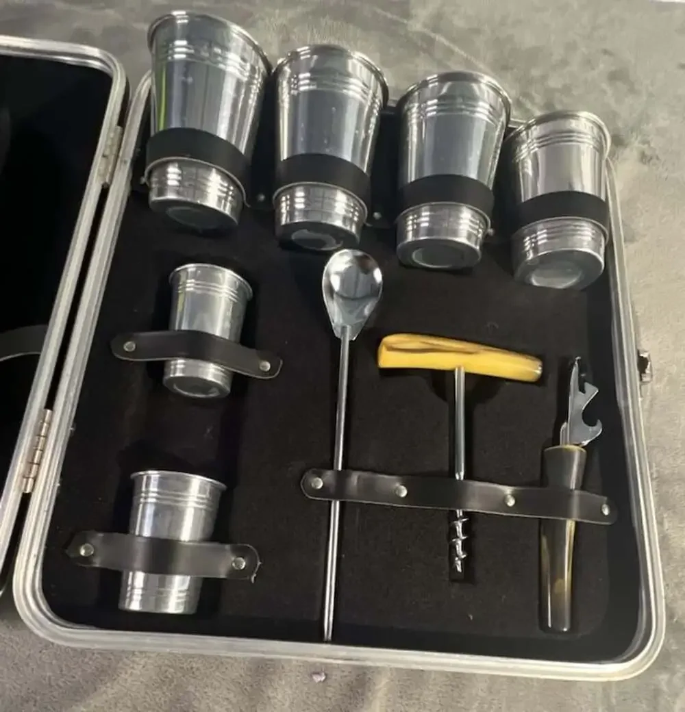 Vintage Londonaire The Portable Pub Barware Travel Bar Set with Hard Case